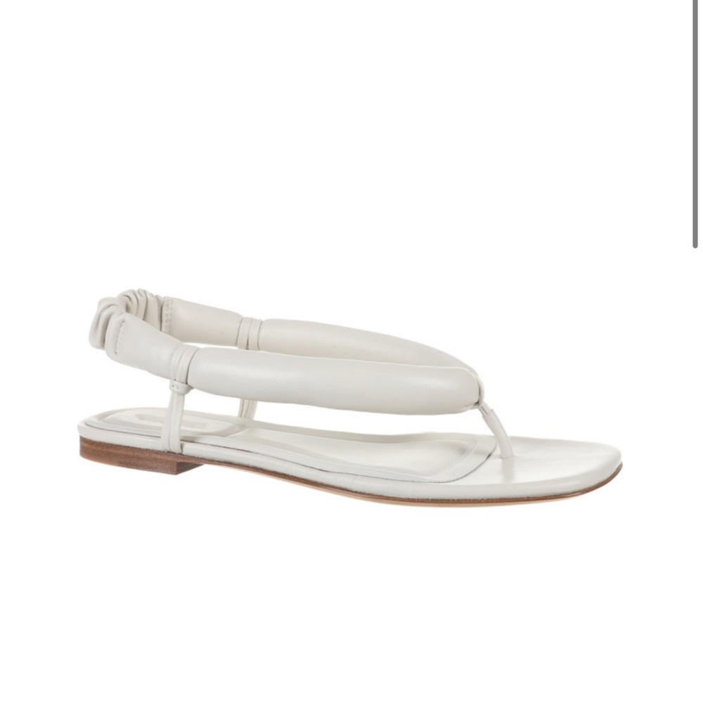 Vince tong leather sandal